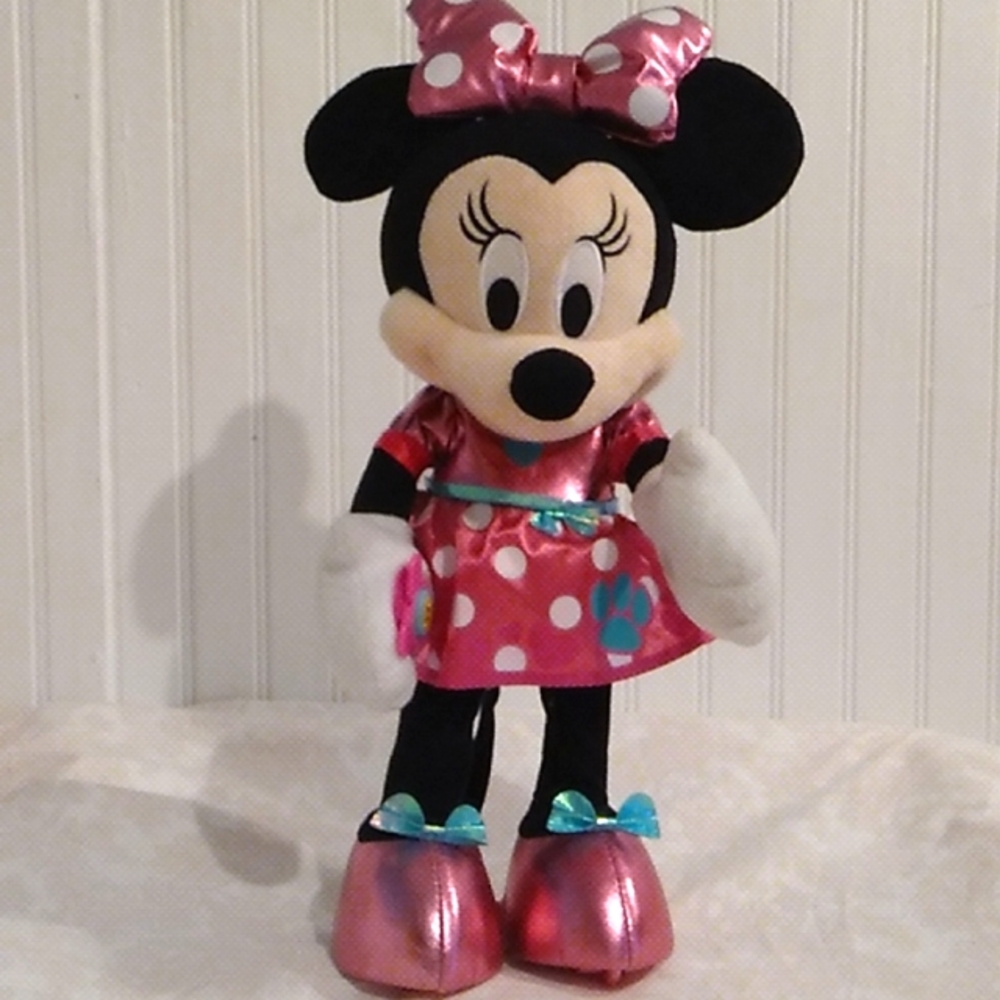 FINAL DROP! Disneys Singing & Talking Minnie Mouse